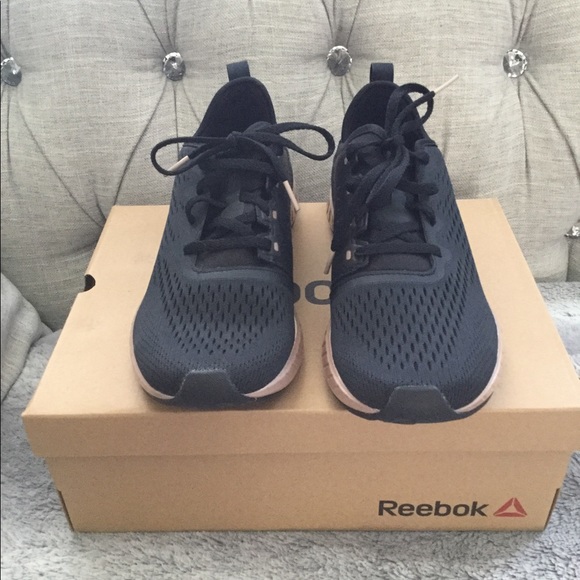 Reebok FlashFilm Women's Sneakers Size 9 - Picture 3 of 8